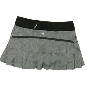 LULULEMON Pace Setter tennis run Skirt silver grey sz  6  EUC